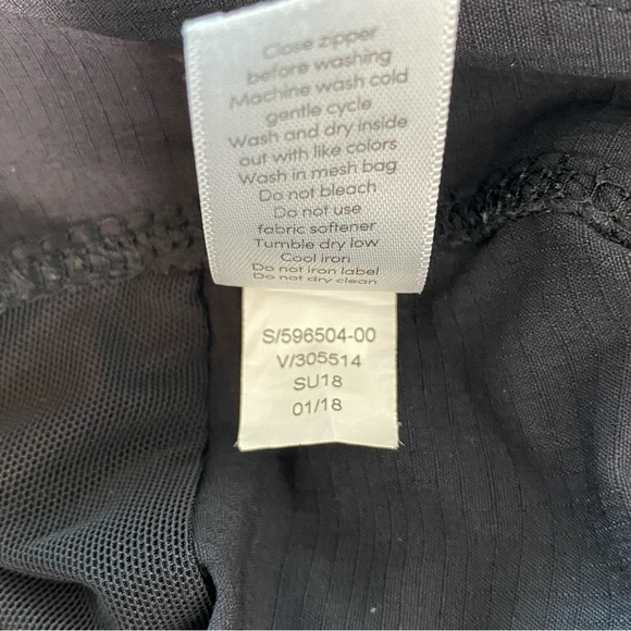 Athleta Black Trekkie Bermuda Shorts - Picture 14 of 14